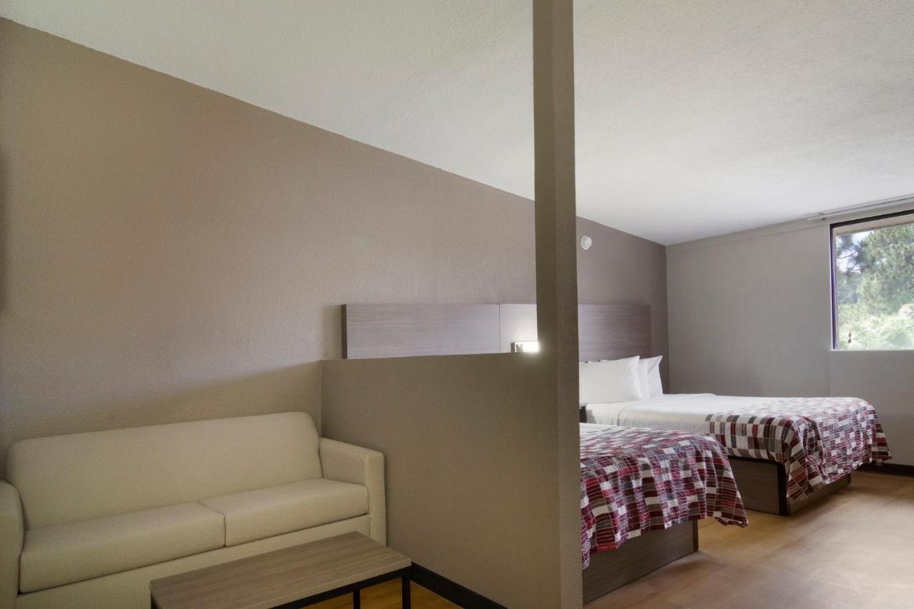 Red Roof Inn & Suites Brunswick I-95 מראה חיצוני תמונה
