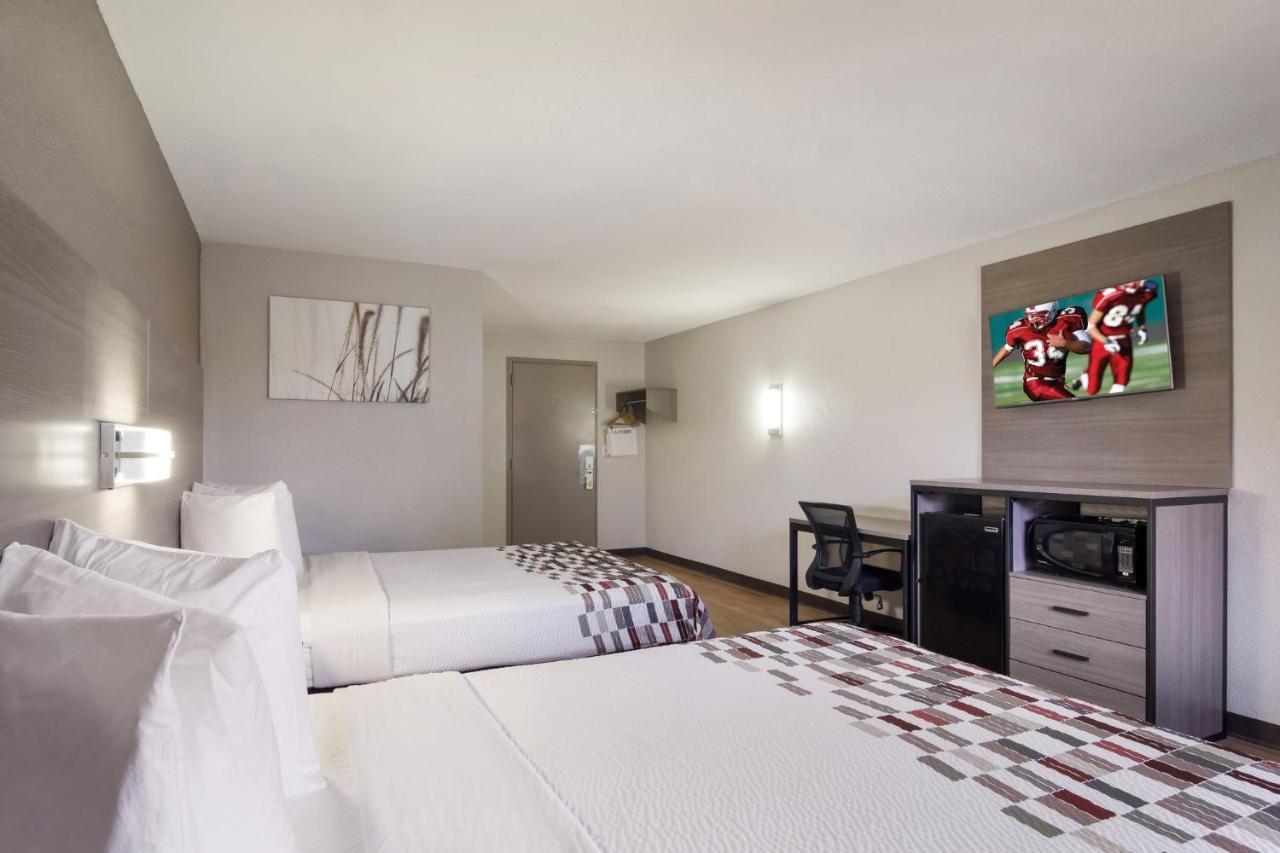 Red Roof Inn & Suites Brunswick I-95 מראה חיצוני תמונה