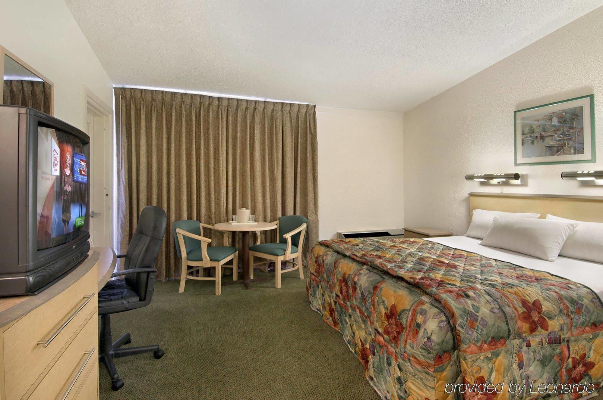 Red Roof Inn & Suites Brunswick I-95 מראה חיצוני תמונה